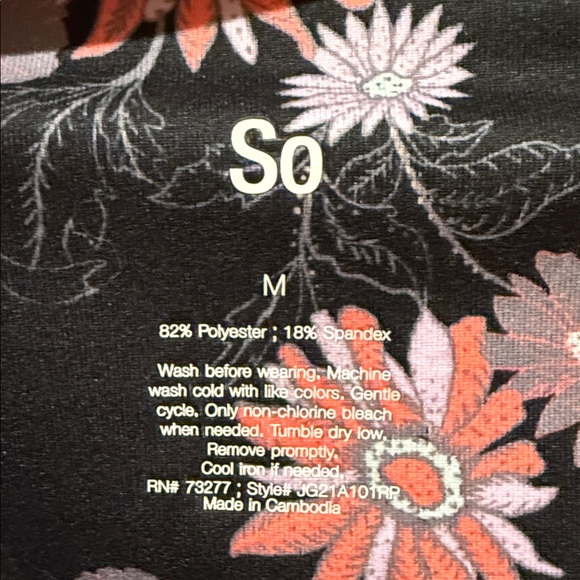 Kohl's Women's Black Floral Leggings - Picture 6 of 6